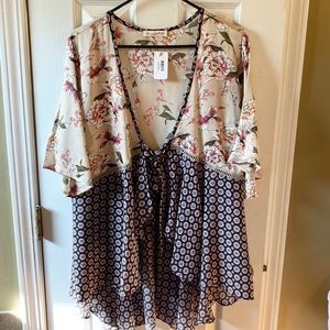 Champagne Boutique Top